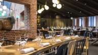 Hotel-comwell-h-c-andersen-odense-restaurant_bord_restaurant-(8)