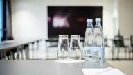 ODEON_mode-lokale_kildevand-og-glas